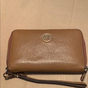 Brown Michael Kors Phone Wallet